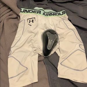 Compression shorts and cup